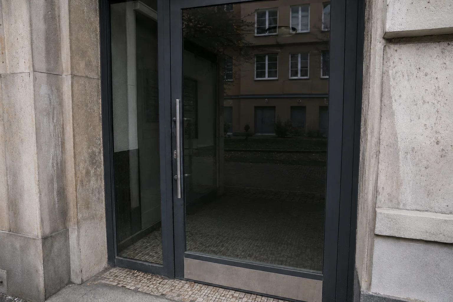 Kreuzberg nach Graffitientfernung